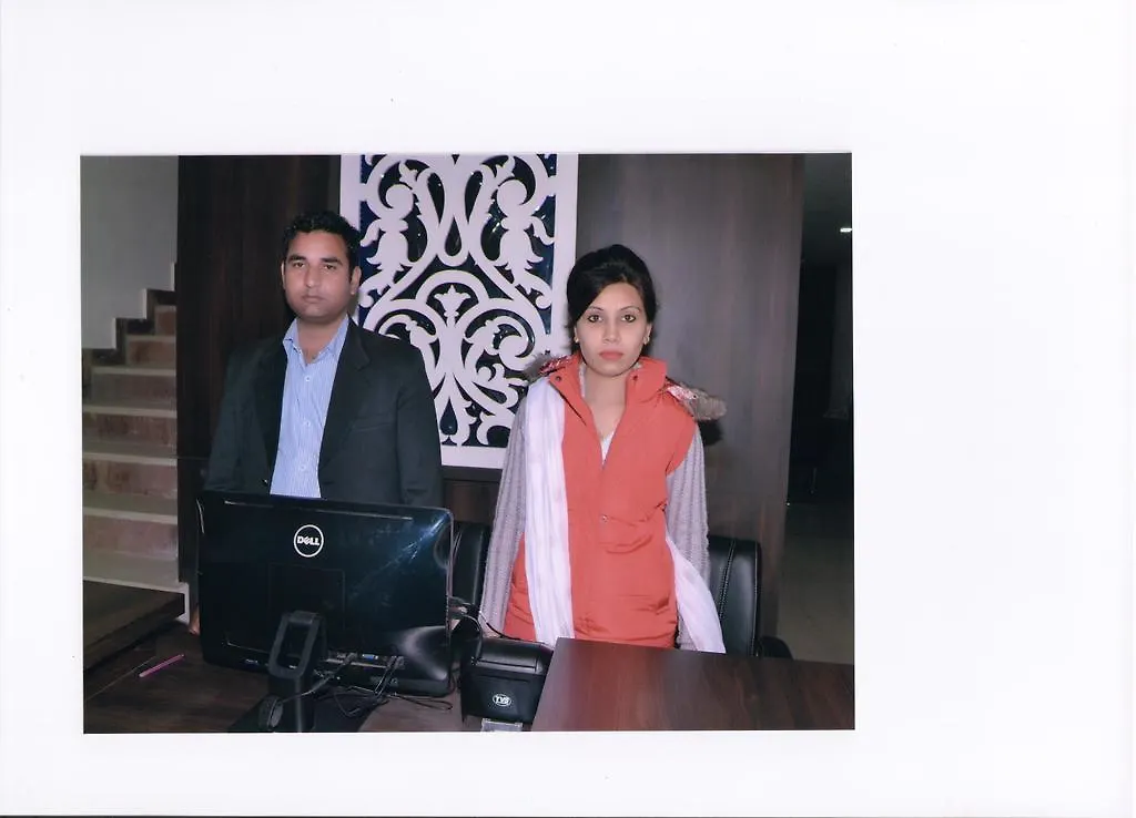 **  Hotel O Tajway Inn Agra  Índia
